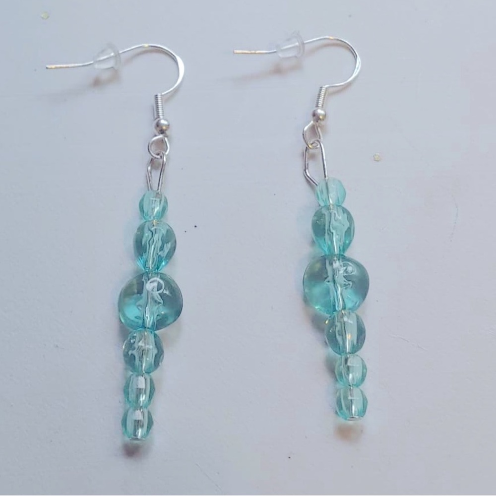 Blue round beaded earrings (Handmade)